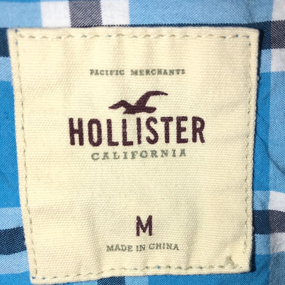 🤍💙HOLLISTER LONG SLEEVE BUTTON UP SHIRT💙🤍 - Picture 7 of 12
